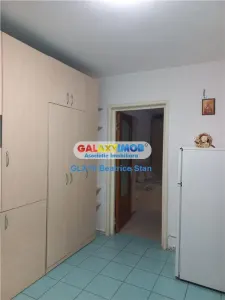 Garsoniera spatioasa in bloc mixt DRUMUL TABEREI / RAUL DOAMNEI - foto 11