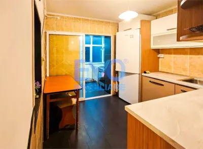 Apartament cu 3 camere, decomandat, etaj 1, zona Tatarasi Oancea - foto 5