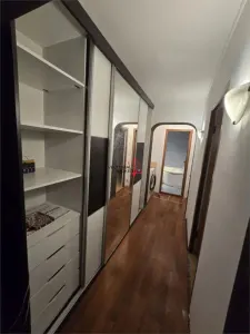 3 camere Titan Restaurant Alba renovat - Bucuresti
