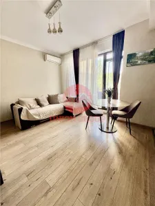 Apartament 2 Camere de Închiriat Mamaia Solid House - Mamaia