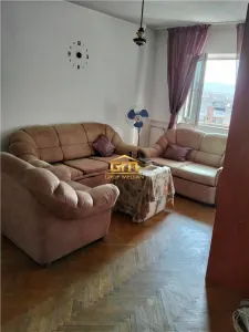 Apartament spațios, 2 camere, decomandat, etaj 8 - Zonă Centrală, panoramă - foto 2